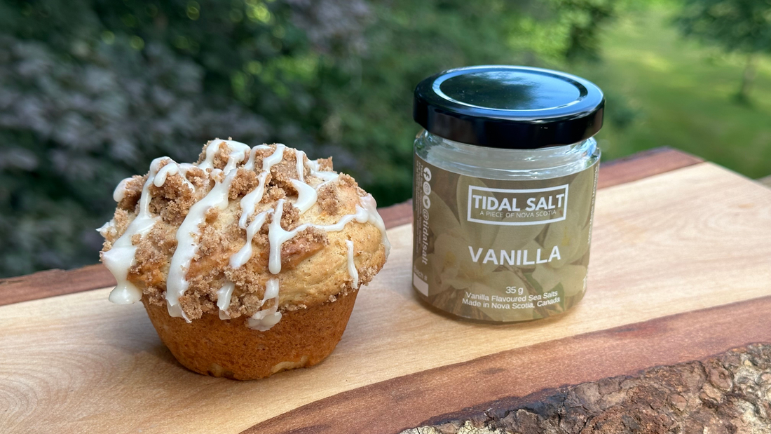 Coffee Cake Muffins with a Twist: Vanilla Fleur de Sel